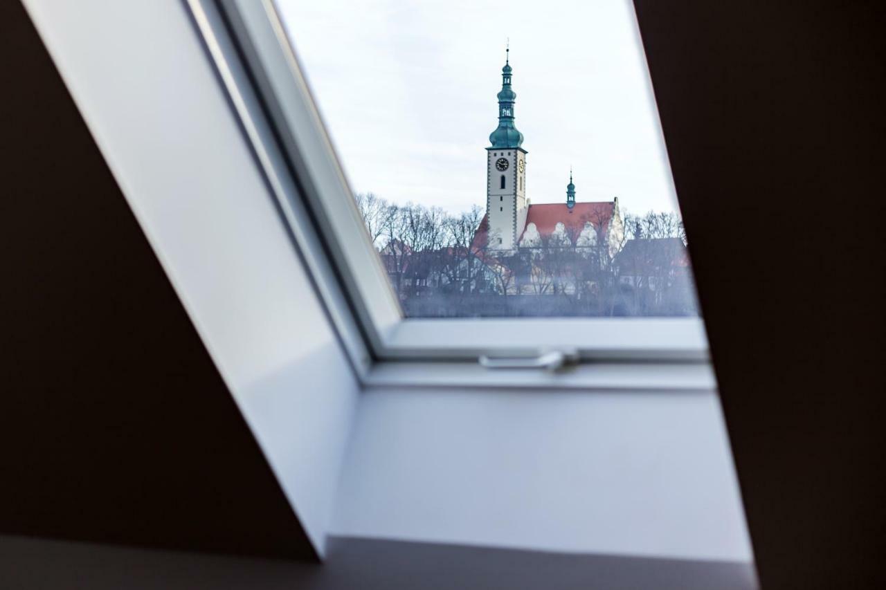Attic Rooms ターボル エクステリア 写真