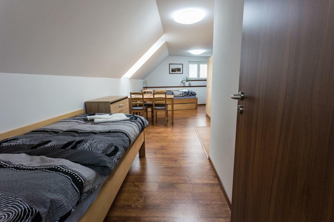 Attic Rooms ターボル エクステリア 写真