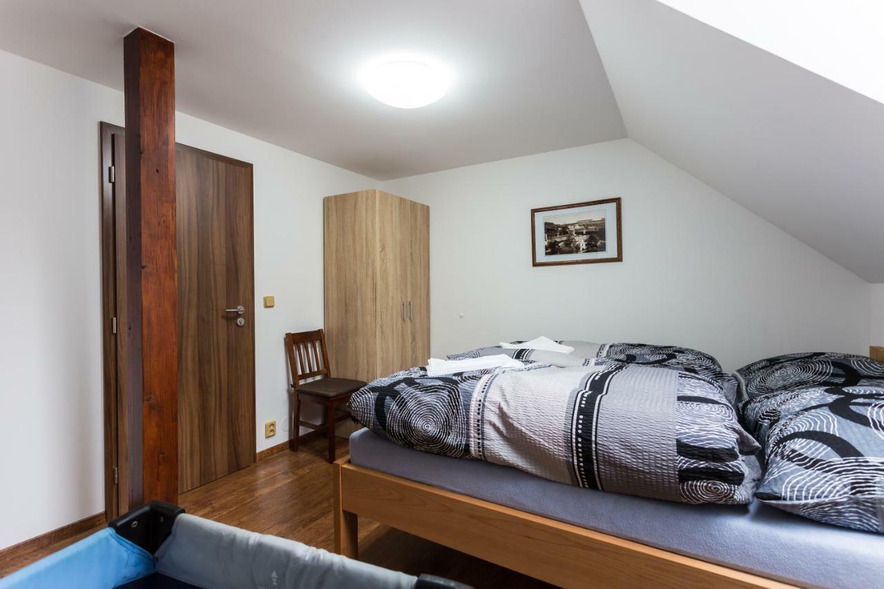 Attic Rooms ターボル エクステリア 写真